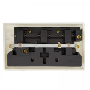 PC with copper 3 Gang 10 Pin 13A 250V Multi-function Wall Switch Socket with neon