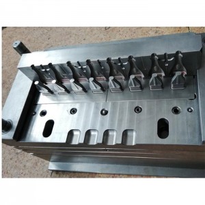 Precision injection mold plug plastic injection moulding service ABS inject